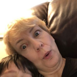 Meet your Posher, Becky